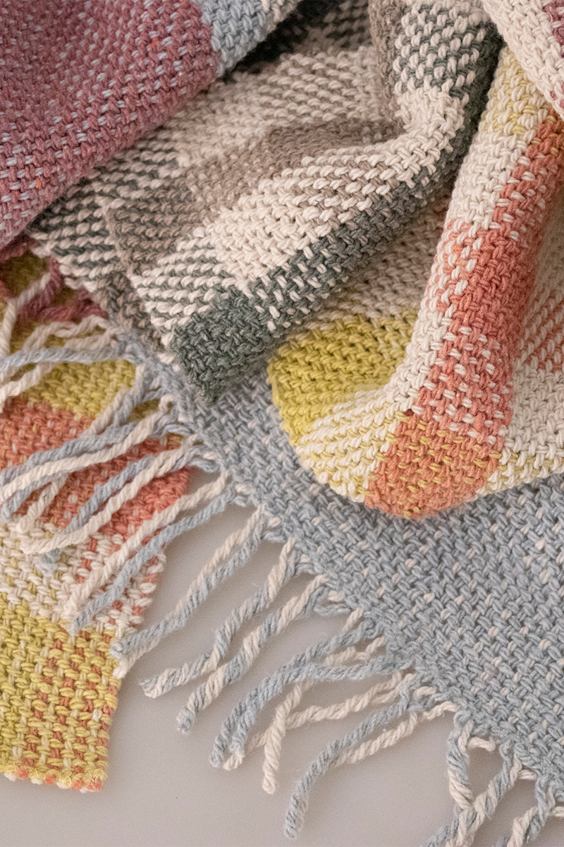 Tea Towel Weaving Kit - Supplies &amp; loom with Pattern - x Studio Stiller - Coming Soon